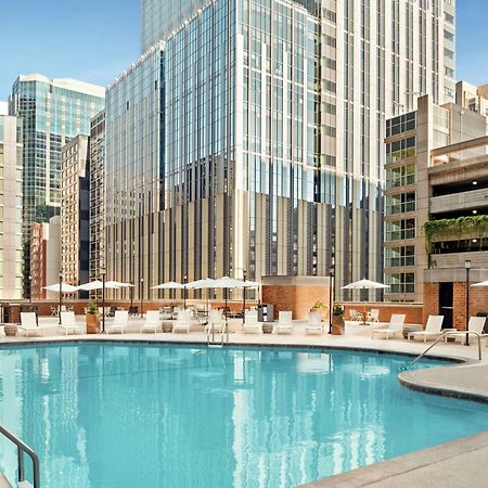 Hilton Grand Vacations Club Chicago Magnificent Mile Hotel Bagian luar foto
