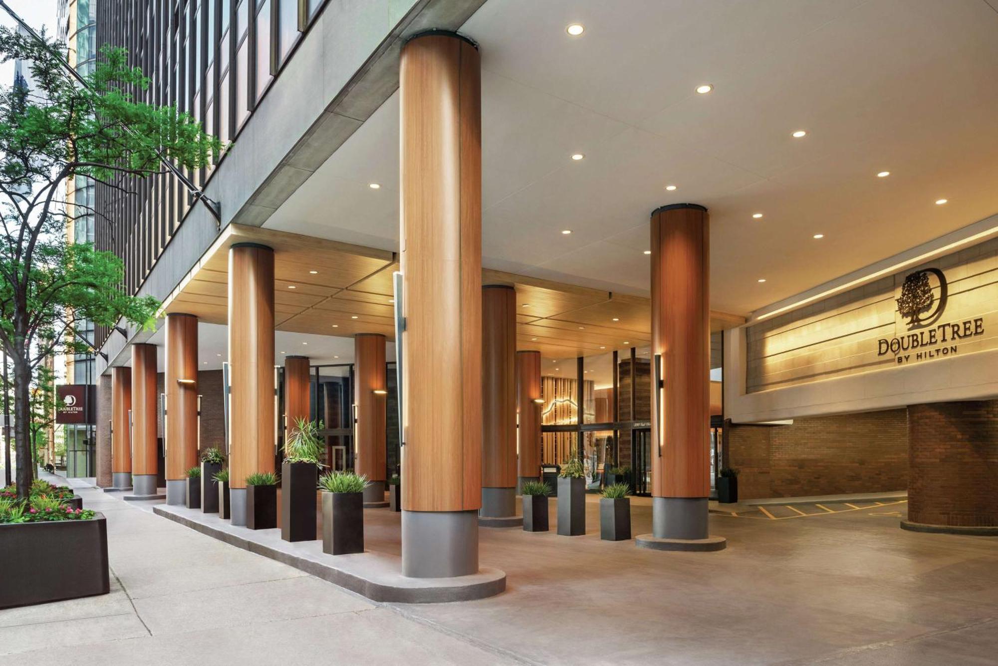 Hilton Grand Vacations Club Chicago Magnificent Mile Hotel Bagian luar foto
