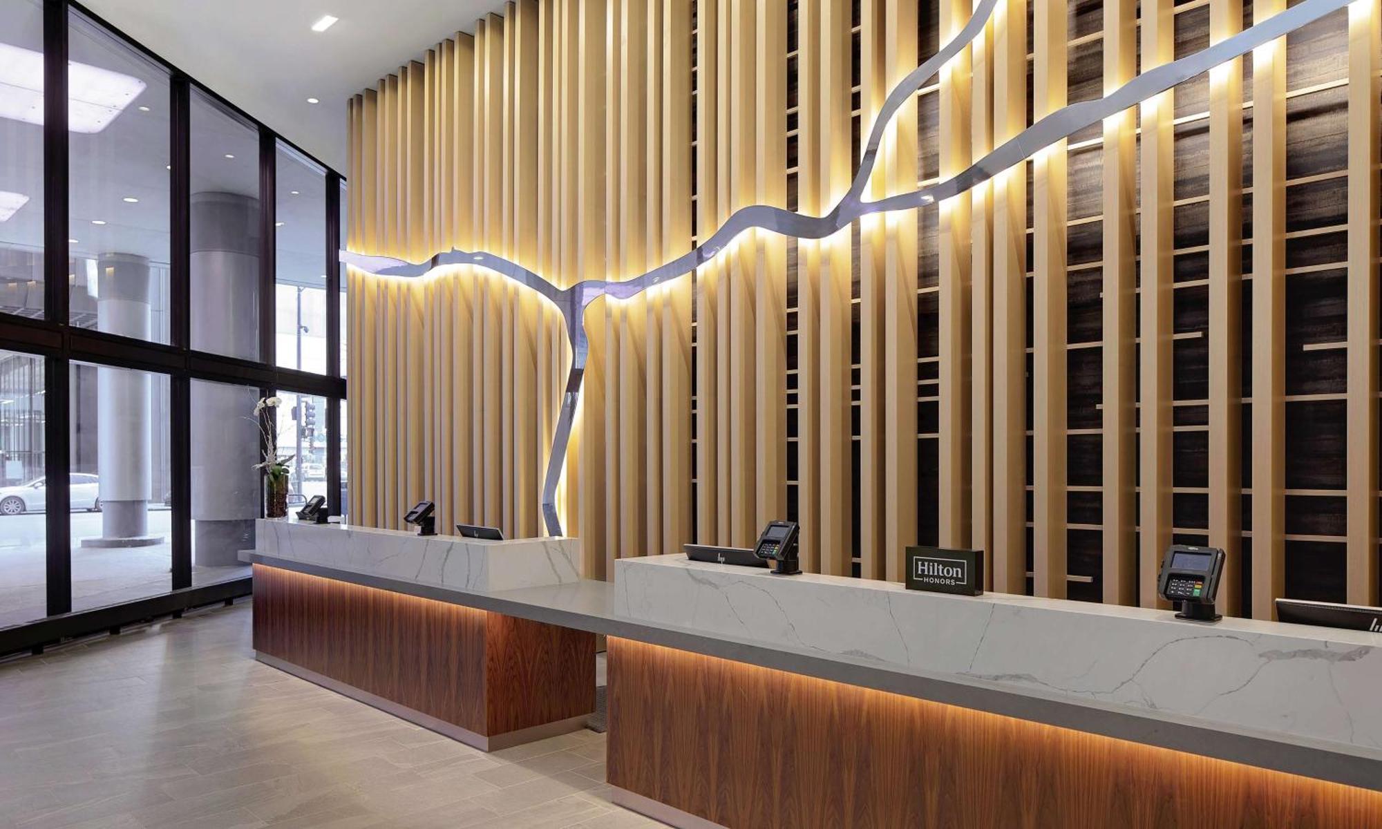 Hilton Grand Vacations Club Chicago Magnificent Mile Hotel Bagian luar foto